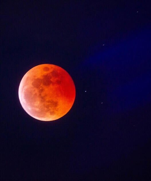 March's full "Blood Worm Moon" arrives with a lunar eclipse. Here's when and where to see it.