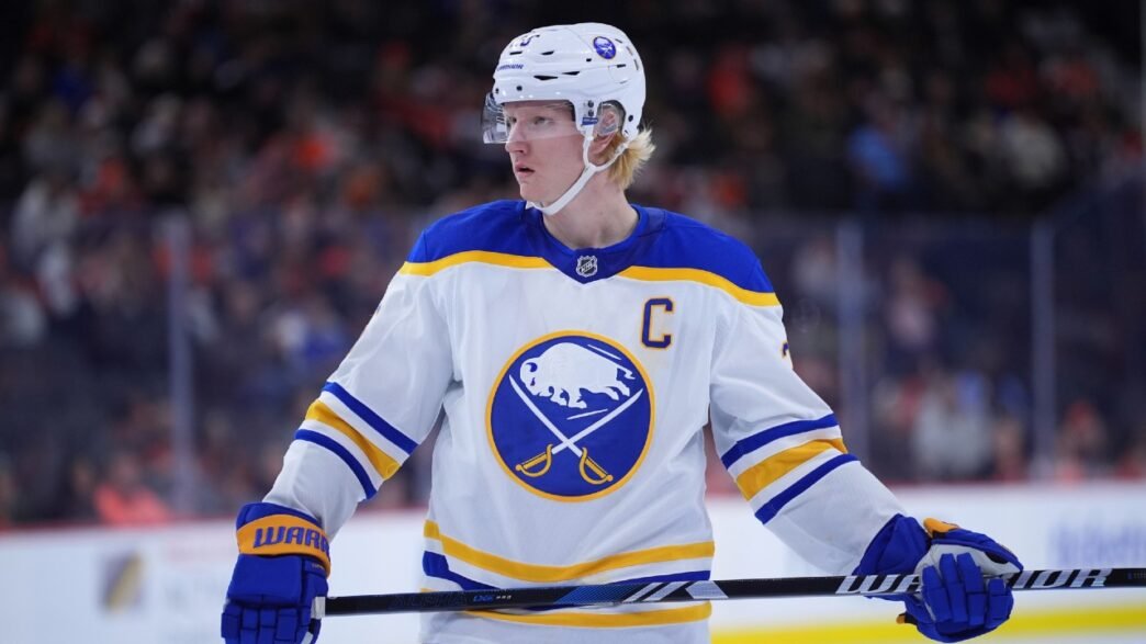 Rasmus Dahlin did meet with Sabres GM, did not give ultimatum