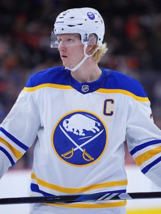 Rasmus Dahlin did meet with Sabres GM, did not give ultimatum