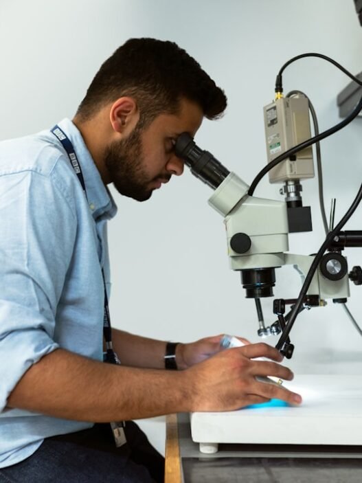 Photo 1581092917372 d2db8f7904c6