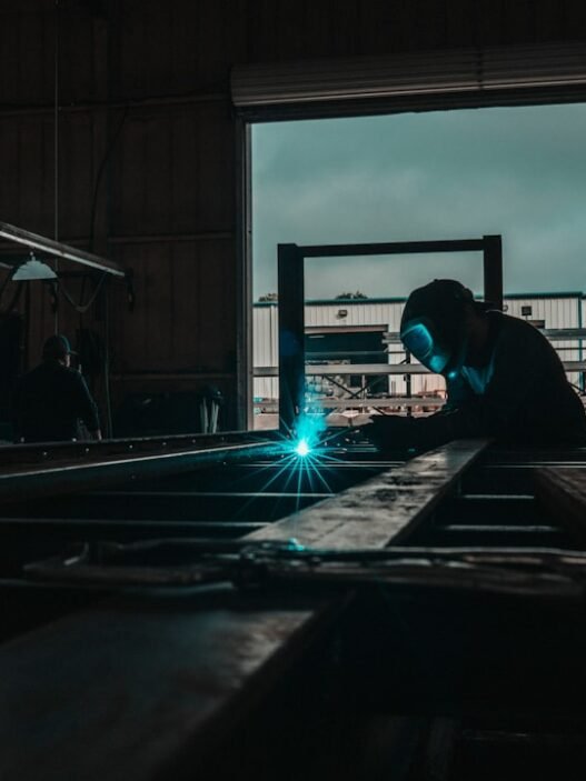 Photo 1587407645636 de81a3f1441d