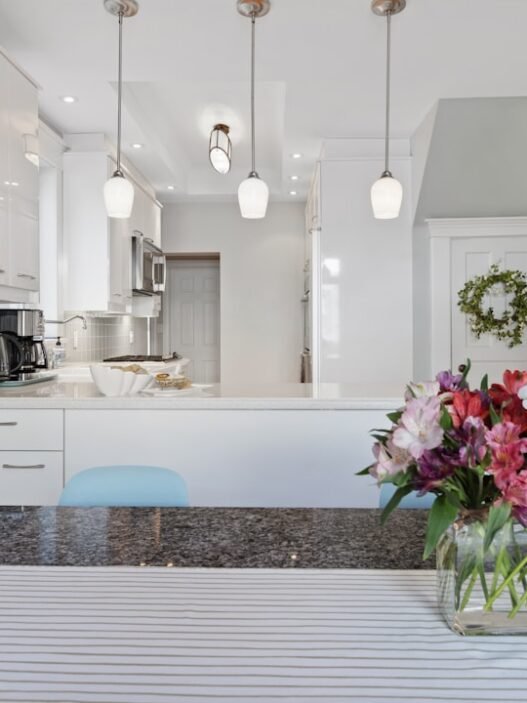 Photo 1635108196979 6d2c92b8f81b