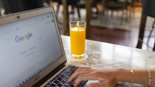 Photo 1670552508954 99d0f72f2d50