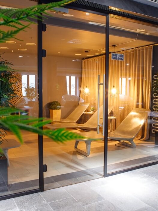 Photo 1672983666814 a0e43bd3b1b9