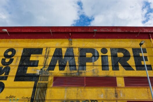 Photo 1721034299626 f31d3303ef8a