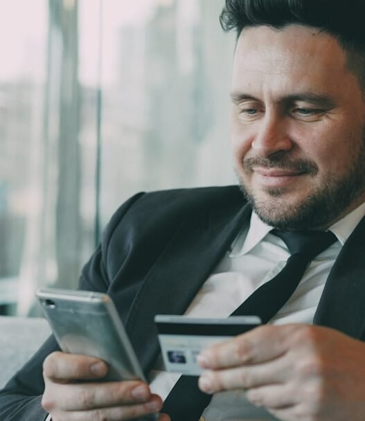 Photo 1758519292135 2af0ad50f552