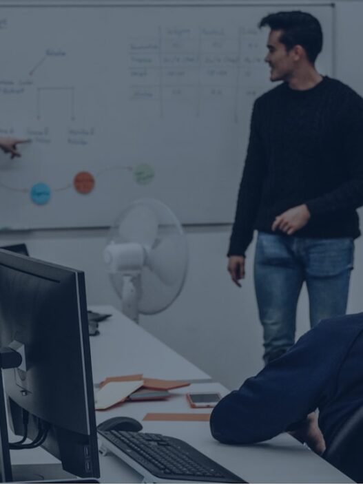 Photo 1605868587355 5acbe10a8fab