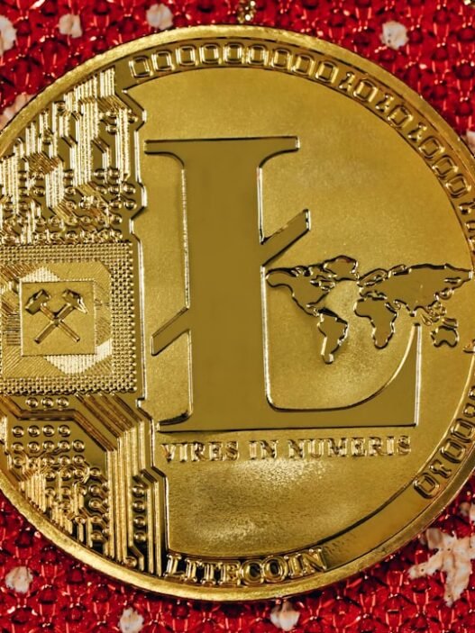 Photo 1640765113137 6379e23d474f