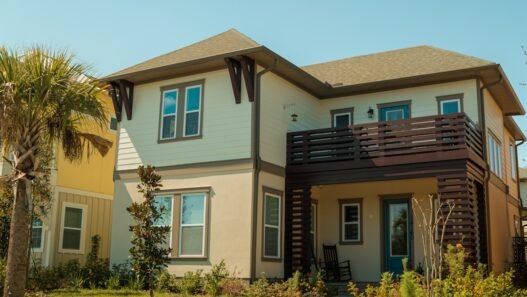 Photo 1647579350687 d409523aabcc