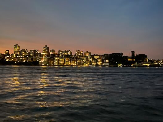 Photo 1651313947982 01a14a4cc761