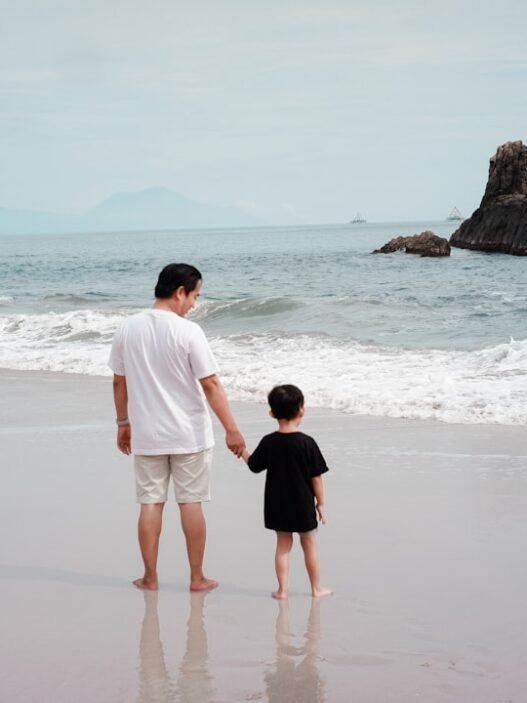 Photo 1656414011024 b17fbef78780