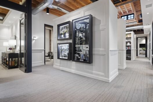 Photo 1656646424976 845444fff394