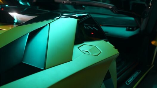 Photo 1720434628183 43a19e736e03