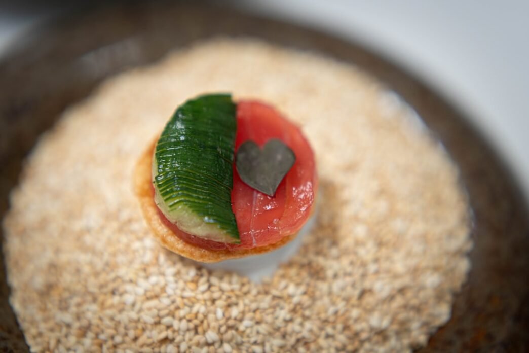 Photo 1761095596684 0764856a05e1