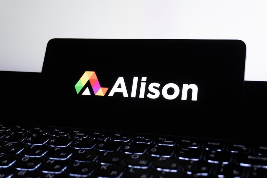 Photo 1762330918491 f4288a62adb8