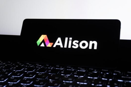 Photo 1762330918491 f4288a62adb8