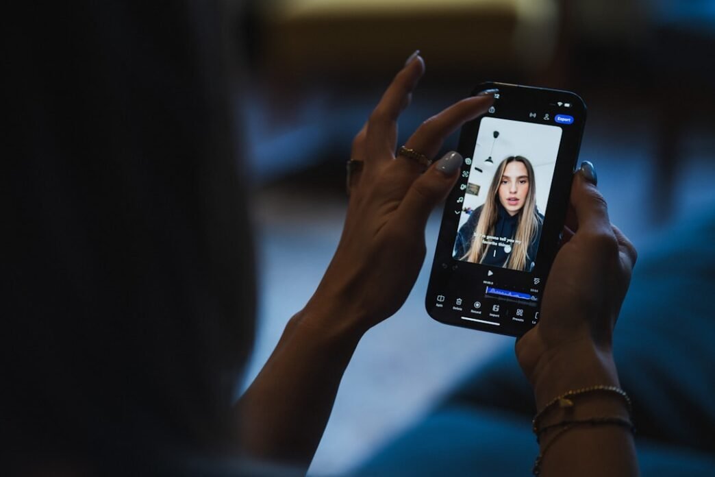 Photo 1764664281859 36f1b637b6a8